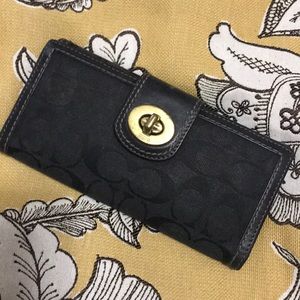 Coach wallet